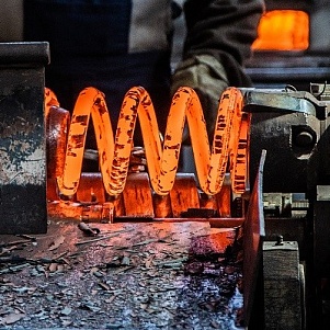 Пружины для грохота и дробилки 3450.00.004.0 40х240х460 мм