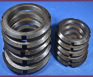 Гайки шлицевые